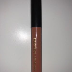 Ellen Tracy nude lipgloss